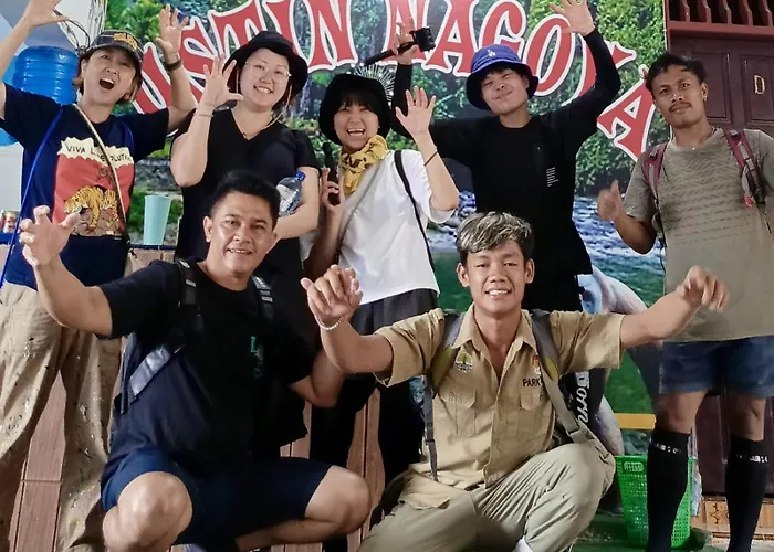 Ustin Nagoya Bukit Lawang Orang Utan Trekking And Transport,You Can Stay At The Hotel If You Booking Trekking To The Jungle With Us